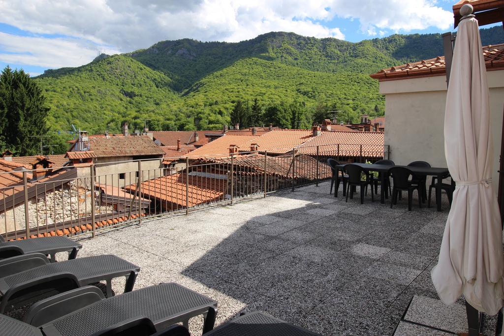 Ferienwohnung Palazzo Mia By Icasamia It Castello Cabiaglio Exterior foto